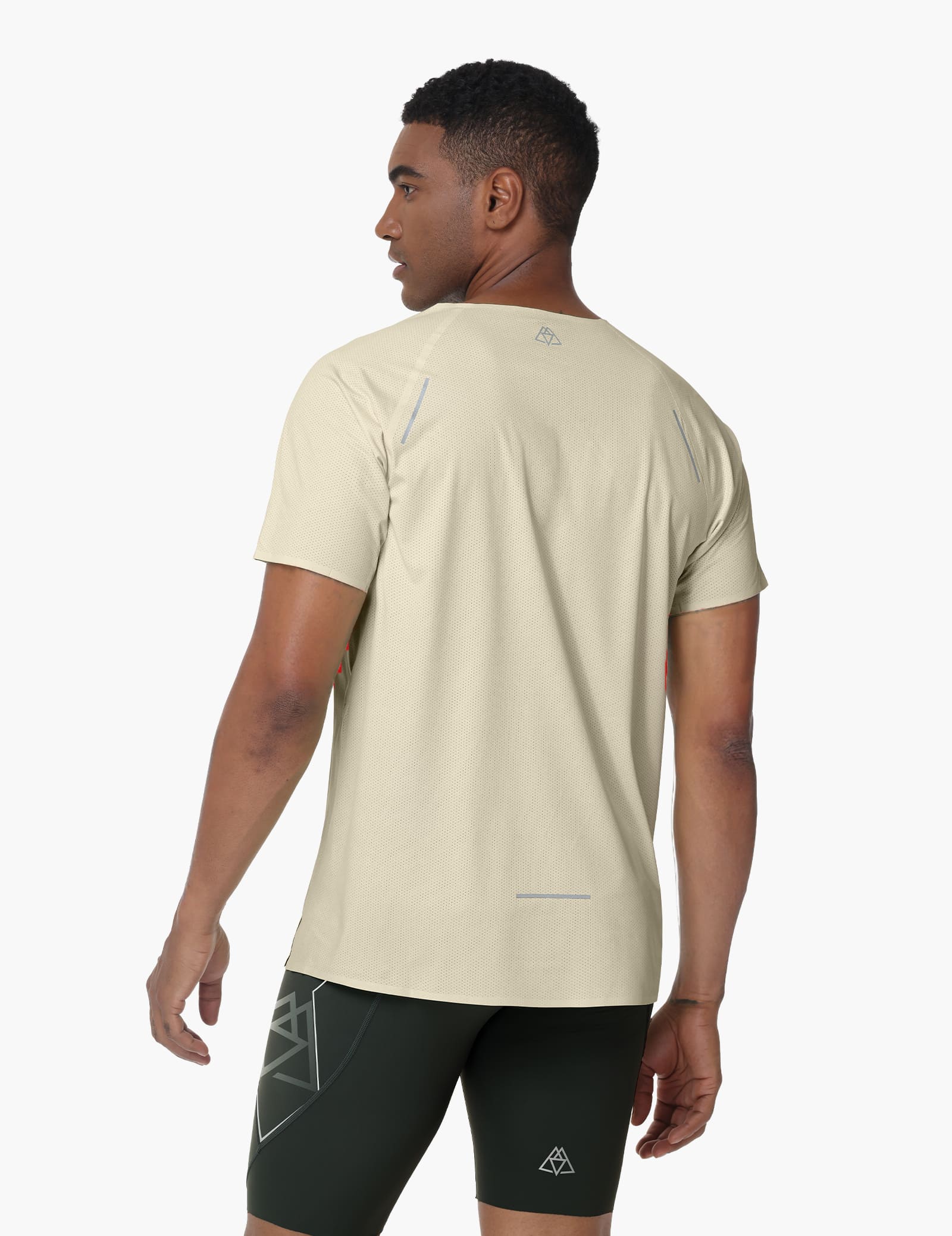 Haimont Men's Mountain Wind Trail T-Shirt in Lvory White
