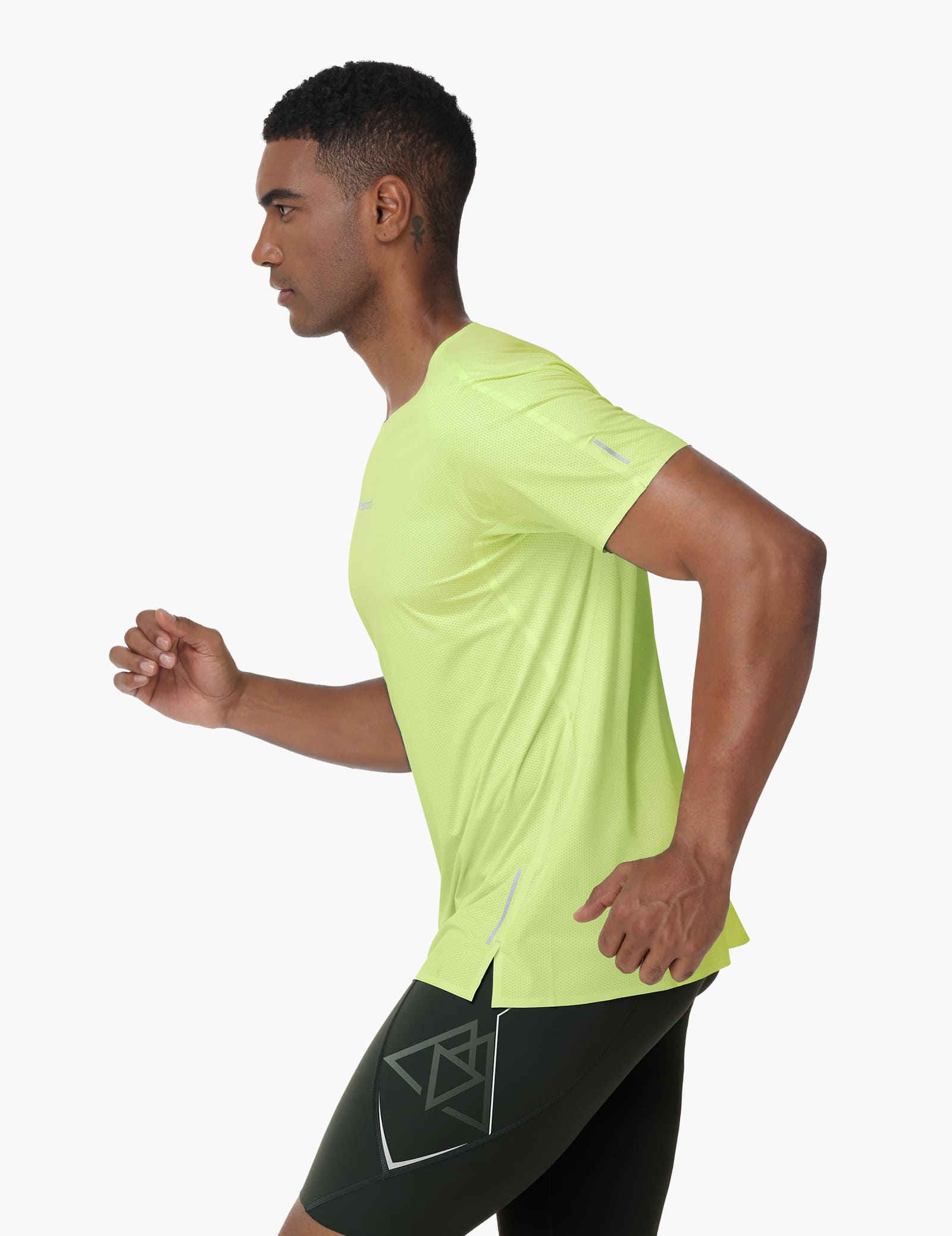 Haimont Men's Mountain Wind Trail T-Shirt in Sprout Green
