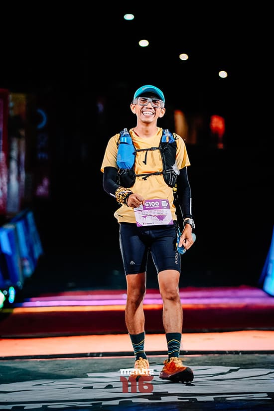 Unisex UltraLight 8L Pro Running Vest