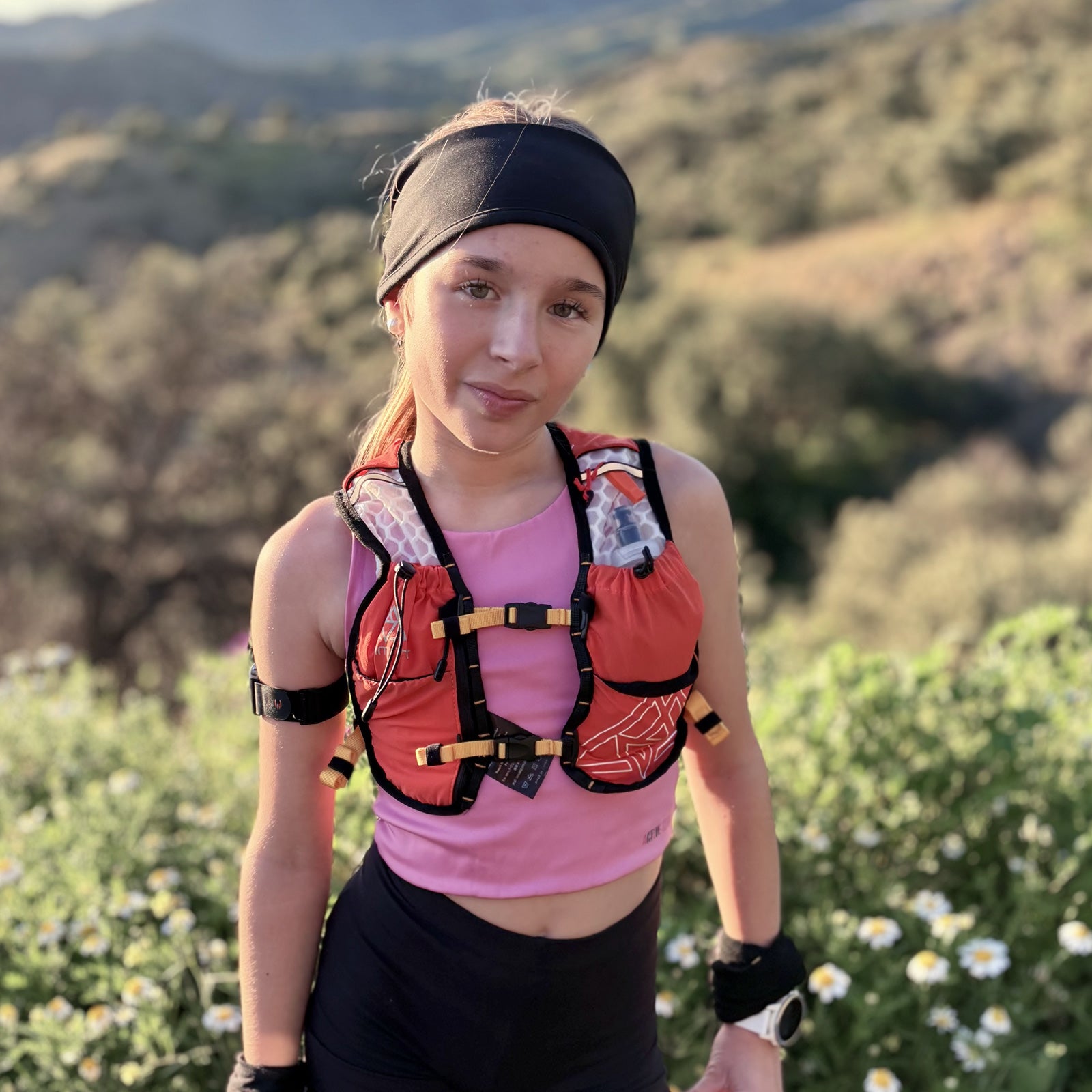 Haimont Kid's Running Pack Kids Hydration Vest–3L UltraLight Trail Running Pack for Young Adventurers (Ages 6-12)