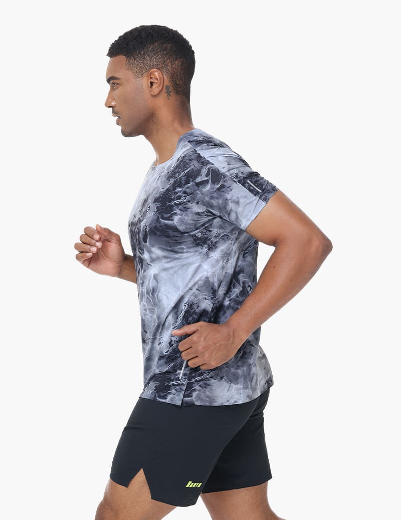 Men's Mountain Breeze Trail T-Shirt in Ink Black