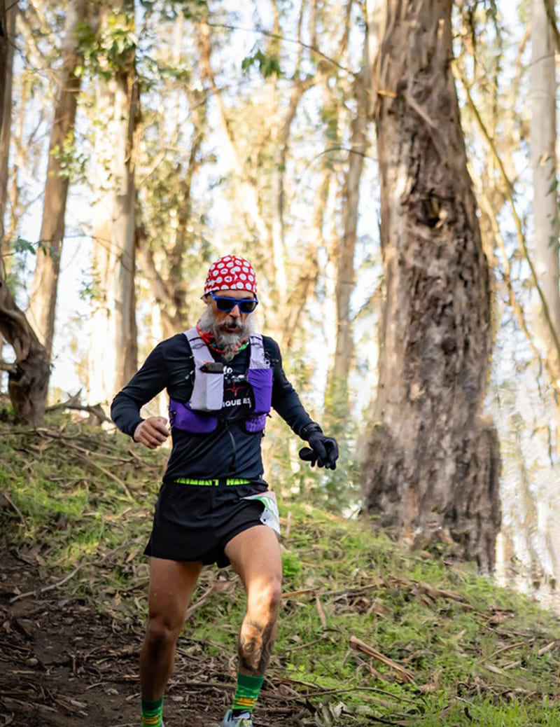 Unisex UltraLight 8L Pro Running Vest in Purple
